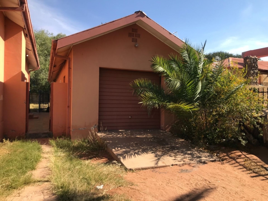 3 Bedroom Property for Sale in Die Rand Northern Cape